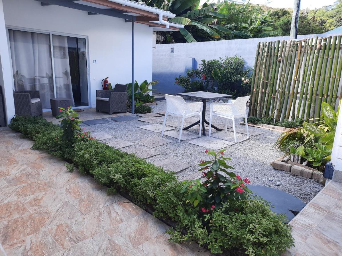 Hotel Plein Soleil Grand Anse  Exterior foto