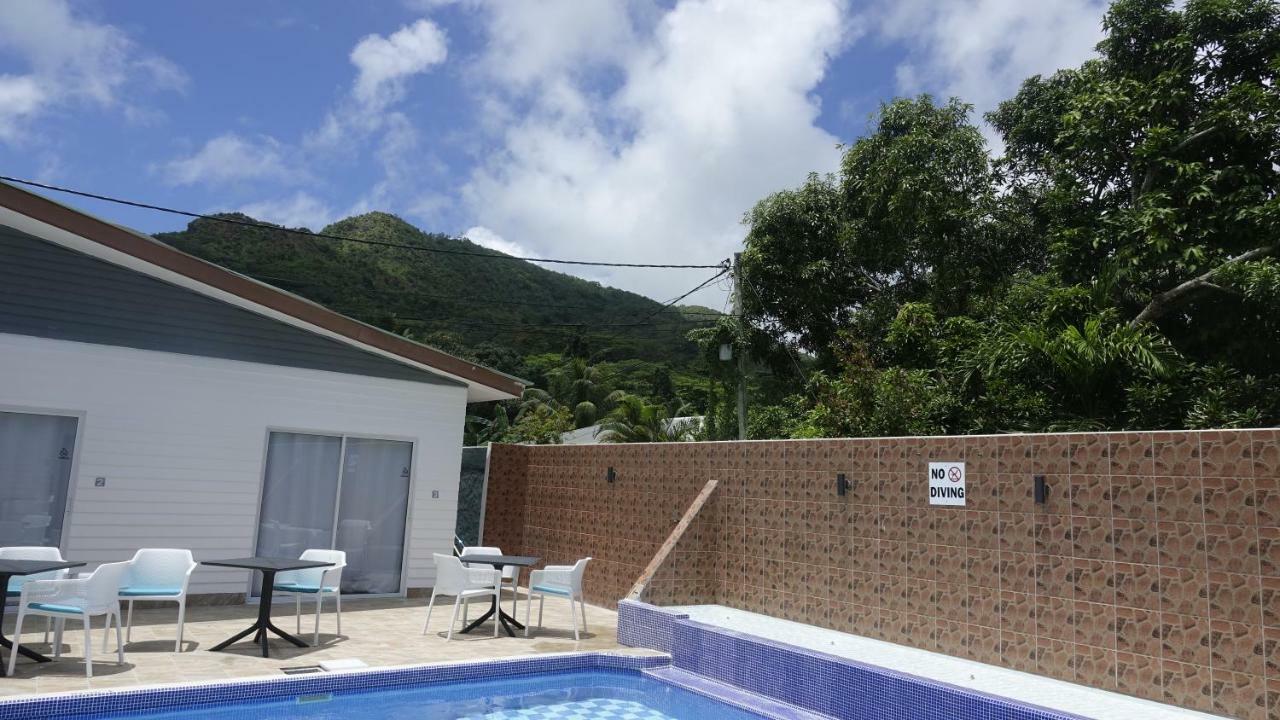 Hotel Plein Soleil Grand Anse  Exterior foto